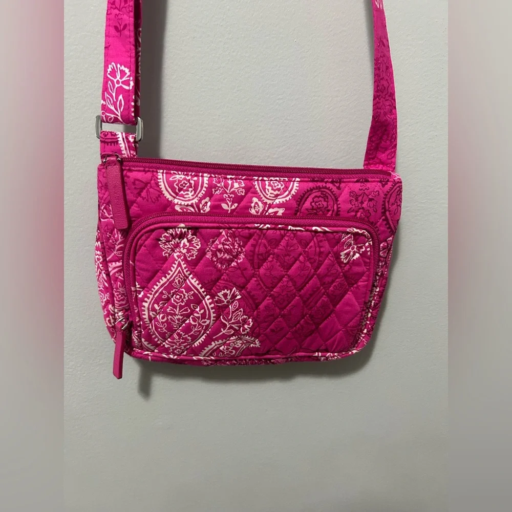 Vera Bradley Pink Quilted Shoulder/cross body Bag - Picture 10 of 11